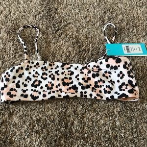 Beach bunny Swimwear top